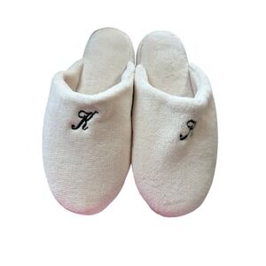 NIB RedEnvelope Womens Sz 7-8.5 Therapeutic Terry Foam Slippers Cream Initial K